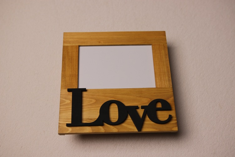 4x6 picture frame in light oak stain with wood lettering cutout. "Love"